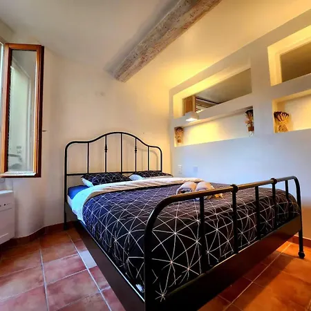 Le Pecheur - T2 Au Coeur Du Vieil Antibes